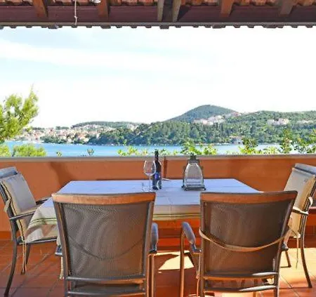 Loznica Sleeps 10 Pool Air Con Villa *